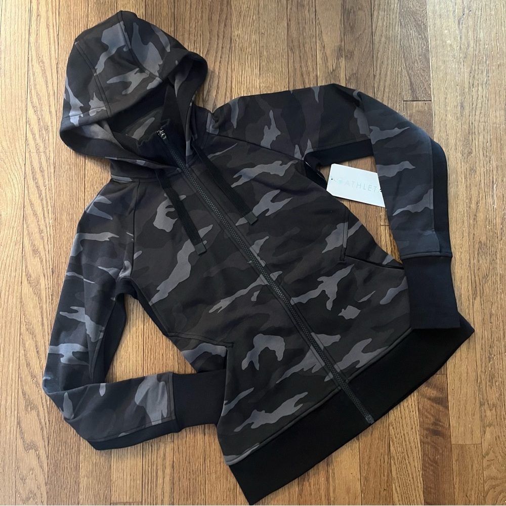 Athleta Triumph Print Camo Hoodie Full Zip Front Pockets Thumb Holes XS